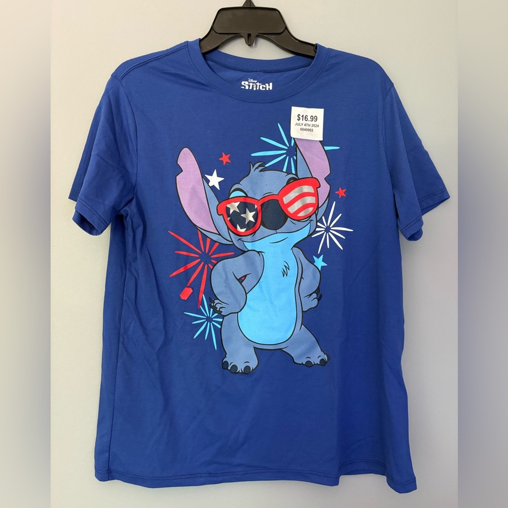 Disney Stitch Size Small Patriotic 4th of July Short Sleeve T Shirt New